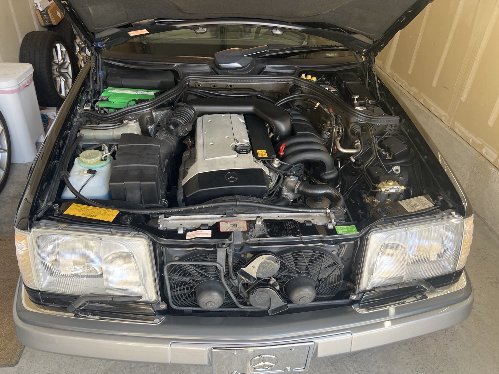 Mercedes-Benz-E-Class-1994-22