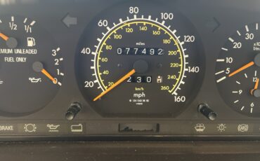 Mercedes-Benz-E-Class-1994-7
