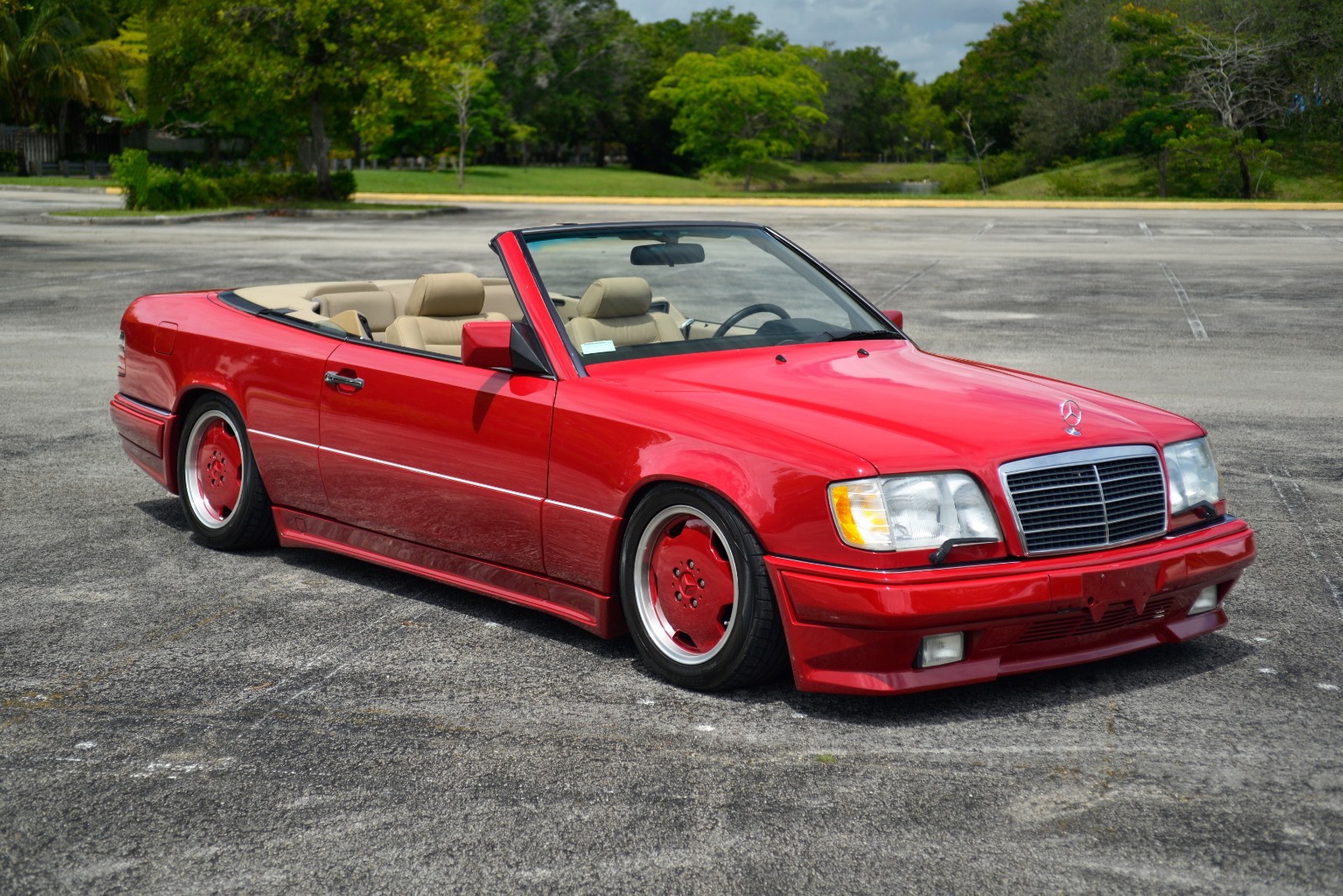 Mercedes-Benz-E-Class-1995-Convertible-14