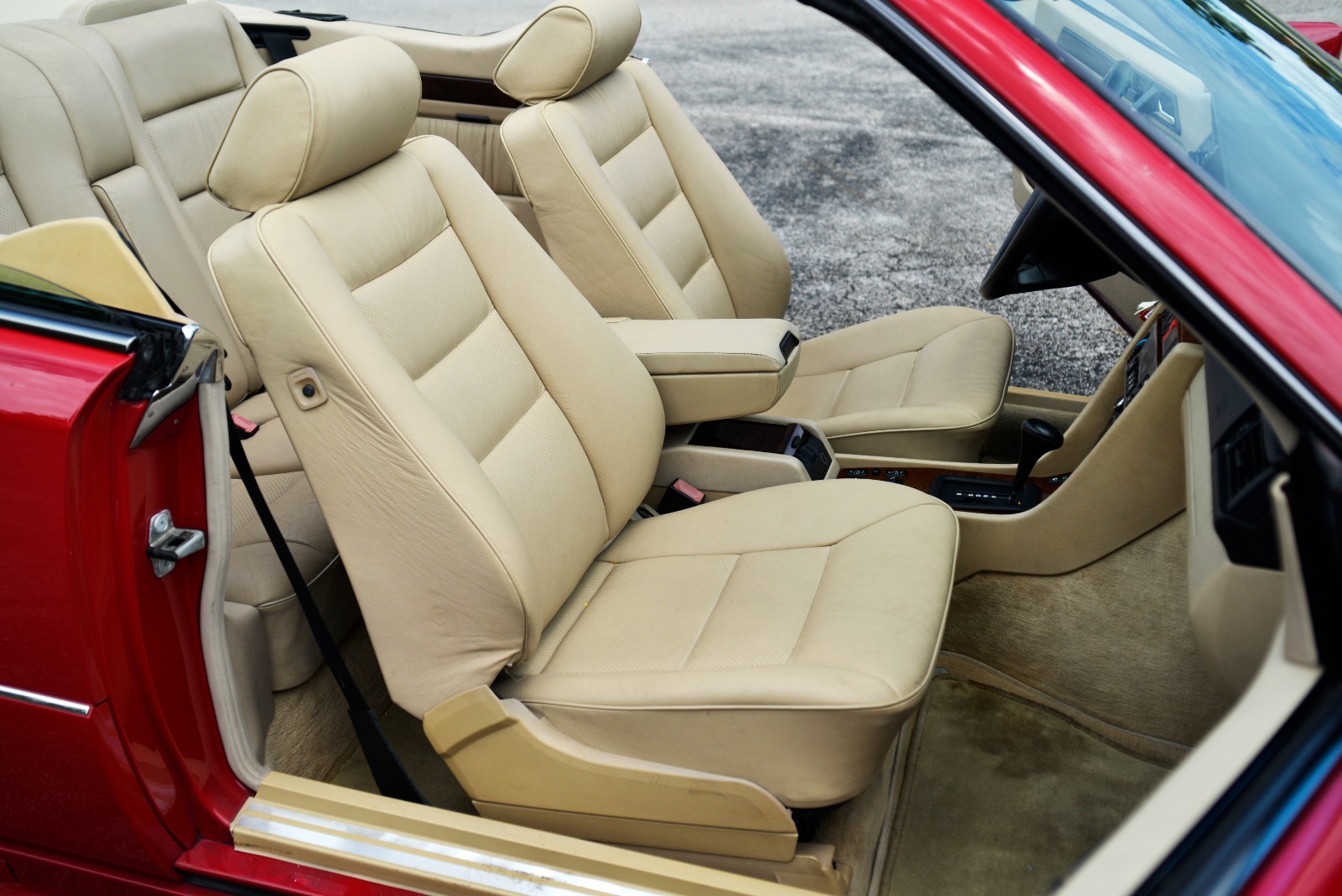 Mercedes-Benz-E-Class-1995-Convertible-25