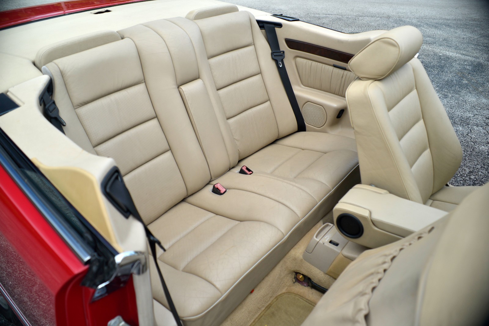 Mercedes-Benz-E-Class-1995-Convertible-26