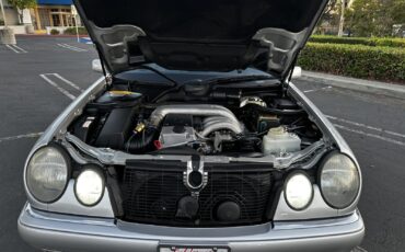 Mercedes-Benz-E-Class-1996-Sedan-28