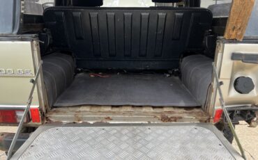 Mercedes-Benz-G-Class-1979-27