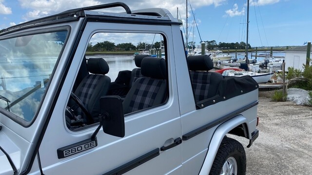 Mercedes-Benz-G-Class-1988-16