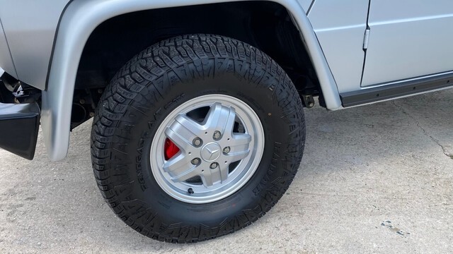 Mercedes-Benz-G-Class-1988-19