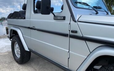 Mercedes-Benz-G-Class-1988-28