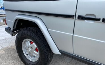 Mercedes-Benz-G-Class-1988-33