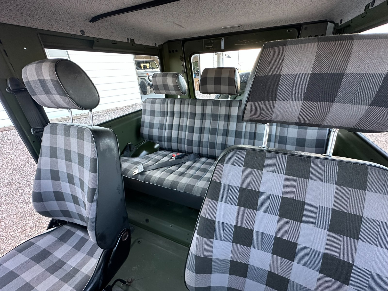 Mercedes-Benz-G-Class-1996-Wagon-14