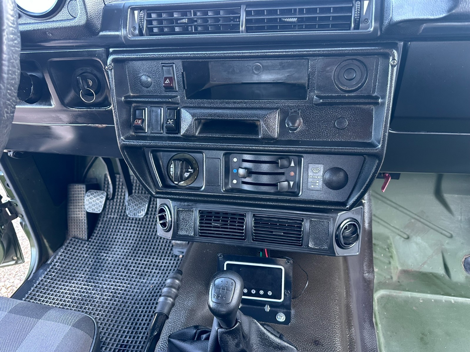 Mercedes-Benz-G-Class-1996-Wagon-9