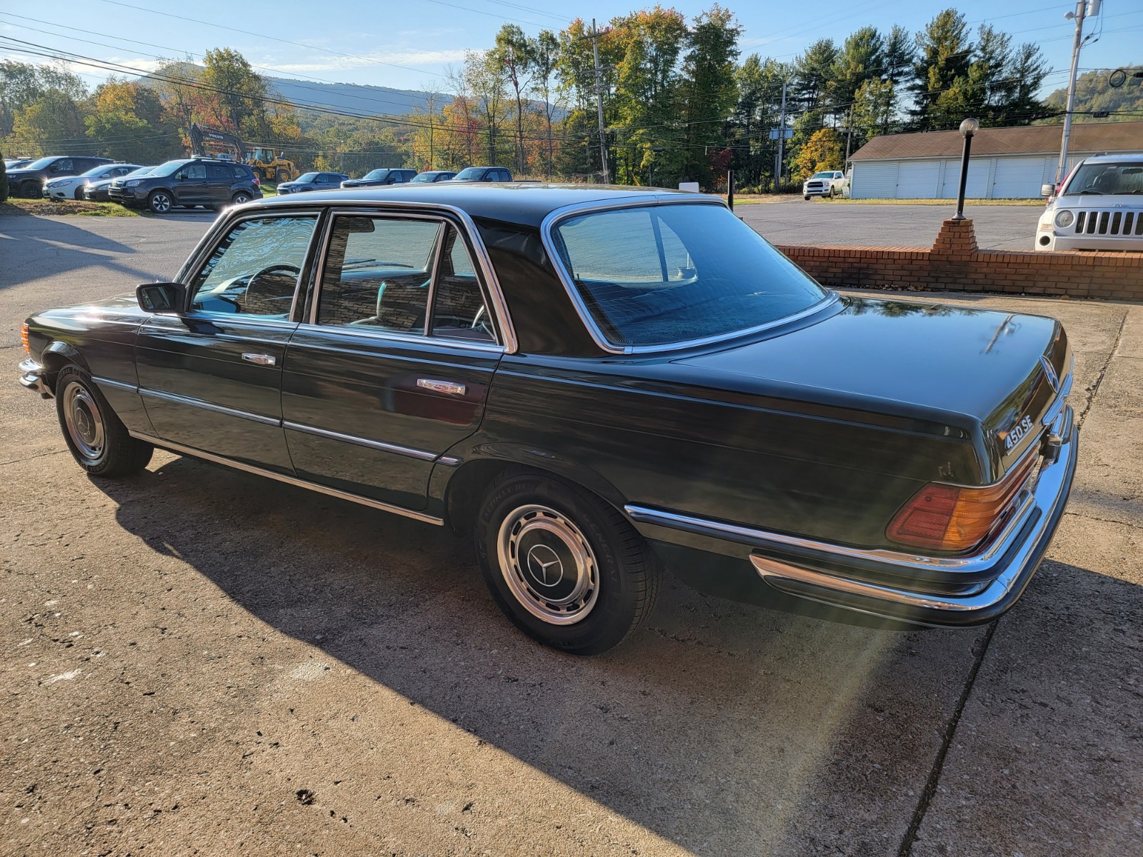Mercedes-Benz-Other-1973-Sedan-16