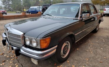 Mercedes-Benz-Other-1973-Sedan-2