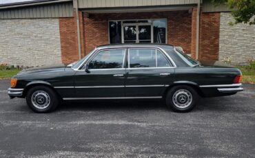 Mercedes-Benz-Other-1973-Sedan-21