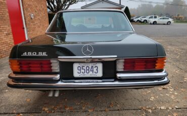 Mercedes-Benz-Other-1973-Sedan-4