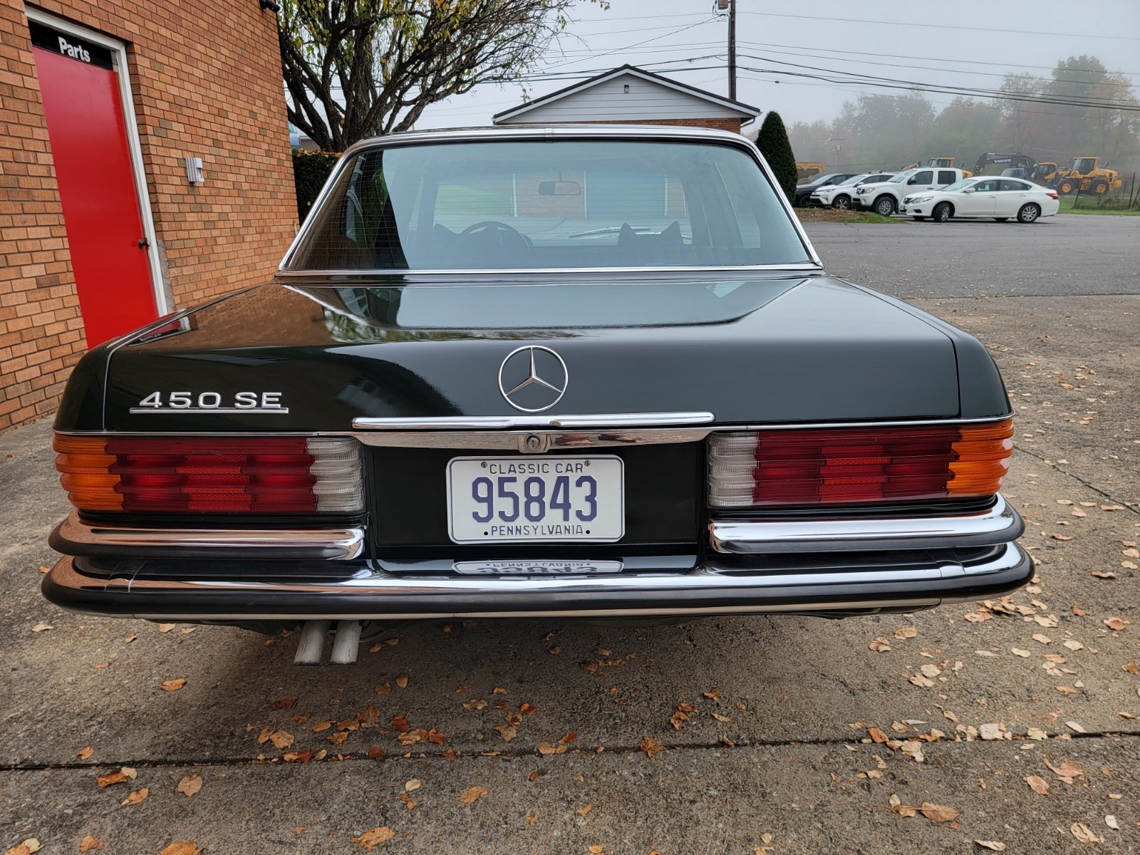 Mercedes-Benz-Other-1973-Sedan-4