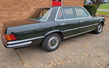 Mercedes-Benz-Other-1973-Sedan-5