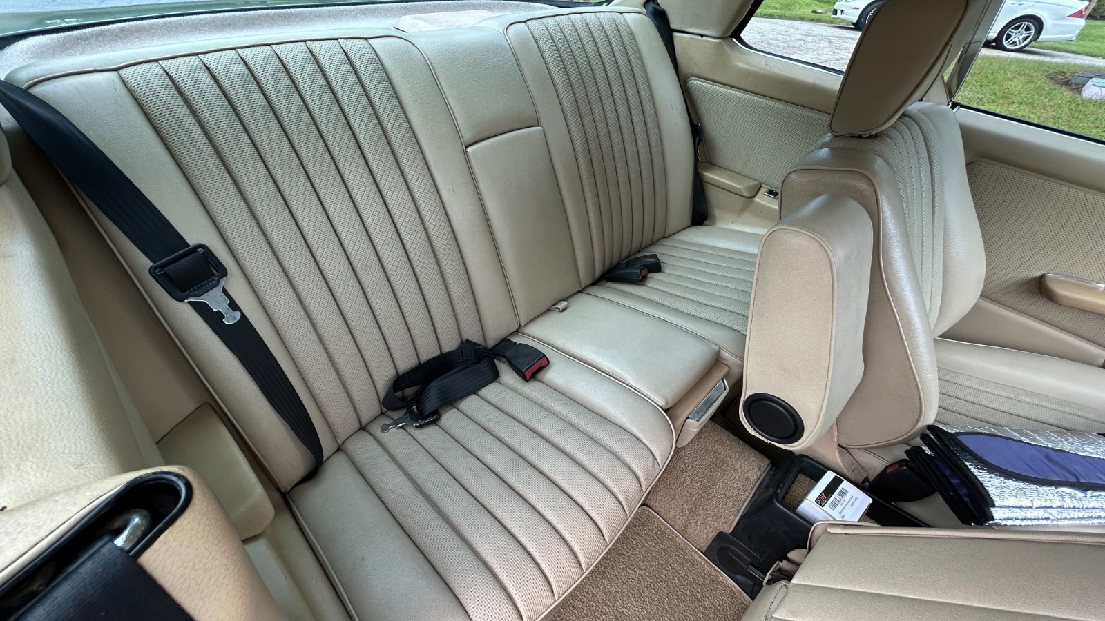 Mercedes-Benz-Other-1979-Coupe-14