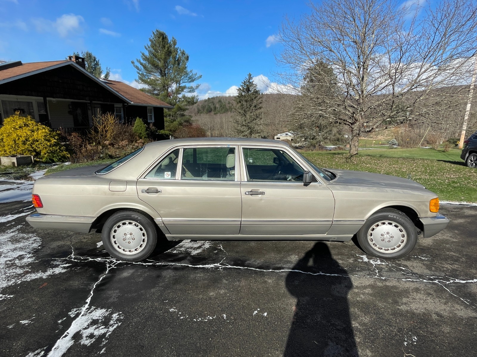Mercedes-Benz-Other-1990-Sedan-4