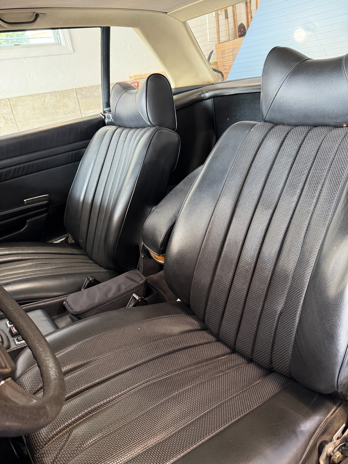 Mercedes-Benz-S-Class-1974-Convertible-9