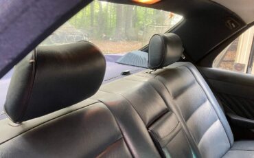 Mercedes-Benz-S-Class-1990-Sedan-13