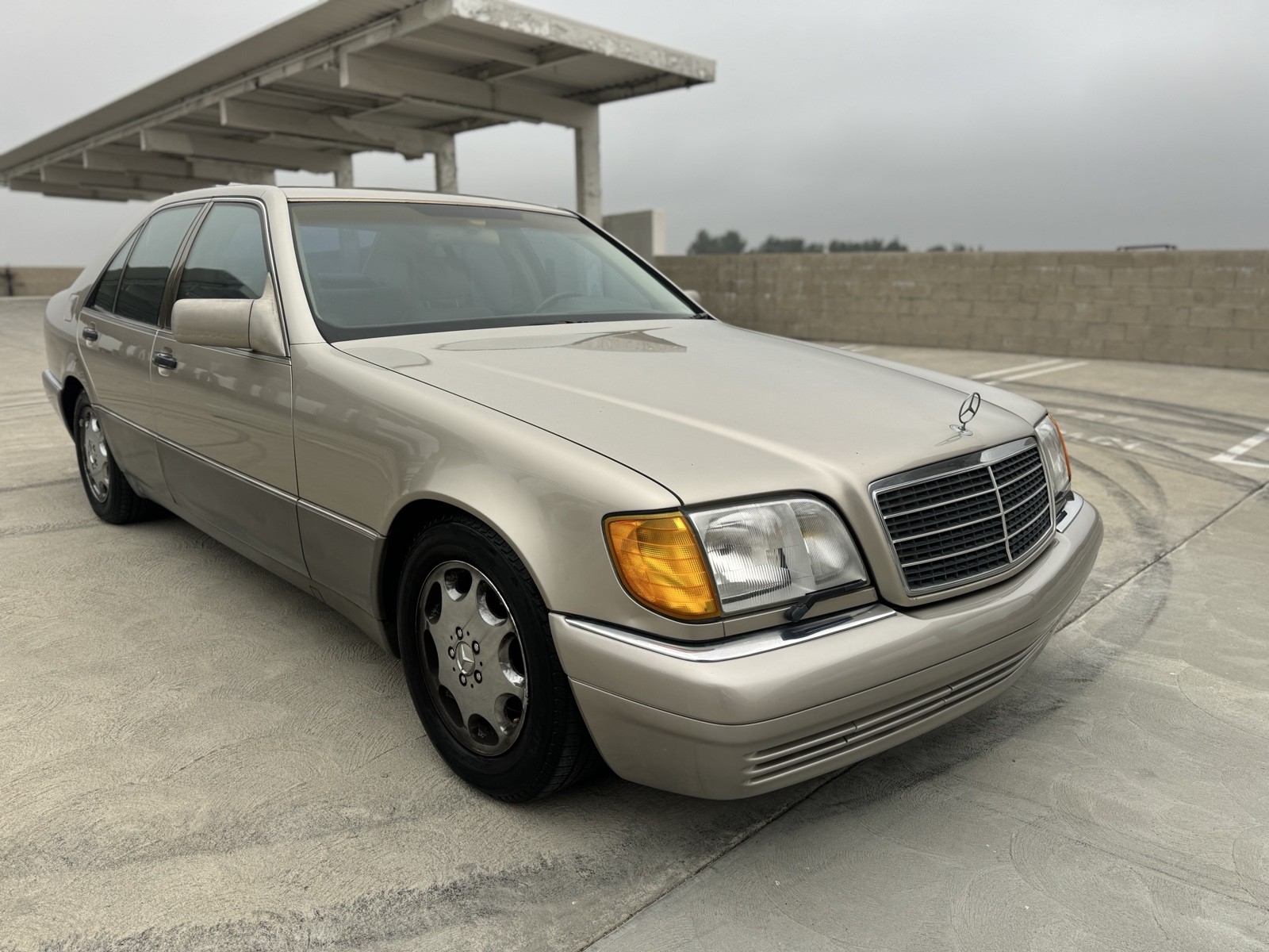 Mercedes-Benz-S-Class-1994-2