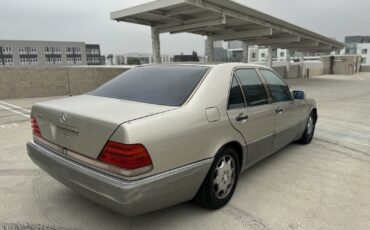 Mercedes-Benz-S-Class-1994-3