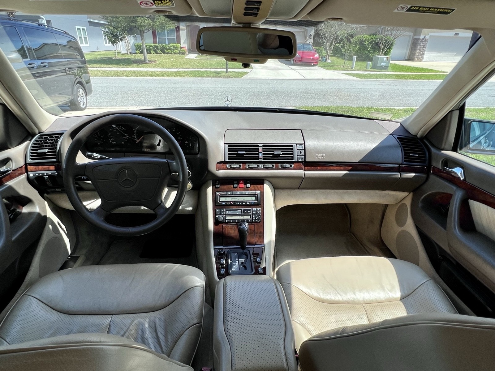 Mercedes-Benz-S-Class-1996-22