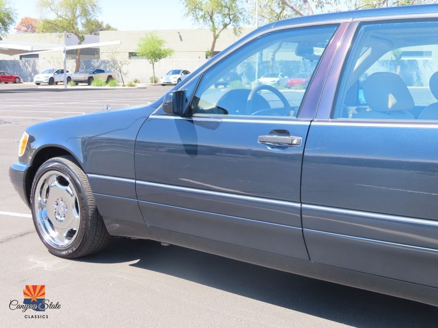 Mercedes-Benz-S-Class-1996-Sedan-19