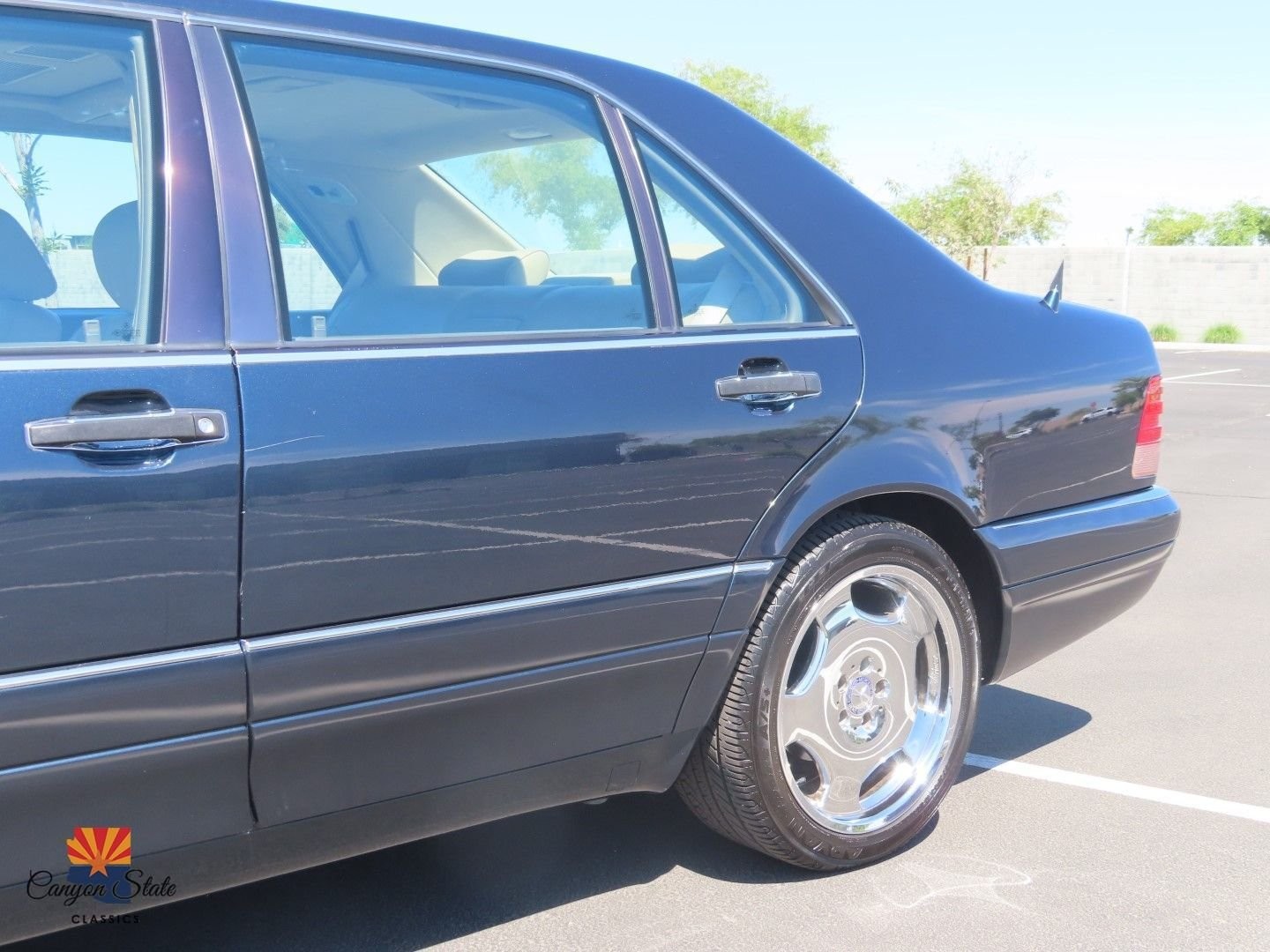 Mercedes-Benz-S-Class-1996-Sedan-22