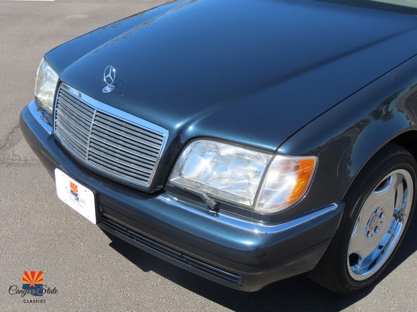Mercedes-Benz-S-Class-1996-Sedan-37