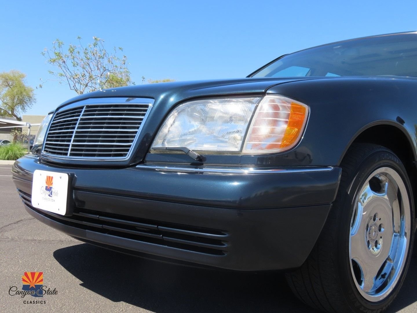 Mercedes-Benz-S-Class-1996-Sedan-38