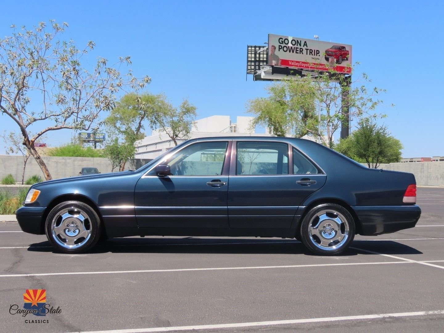 Mercedes-Benz-S-Class-1996-Sedan-7