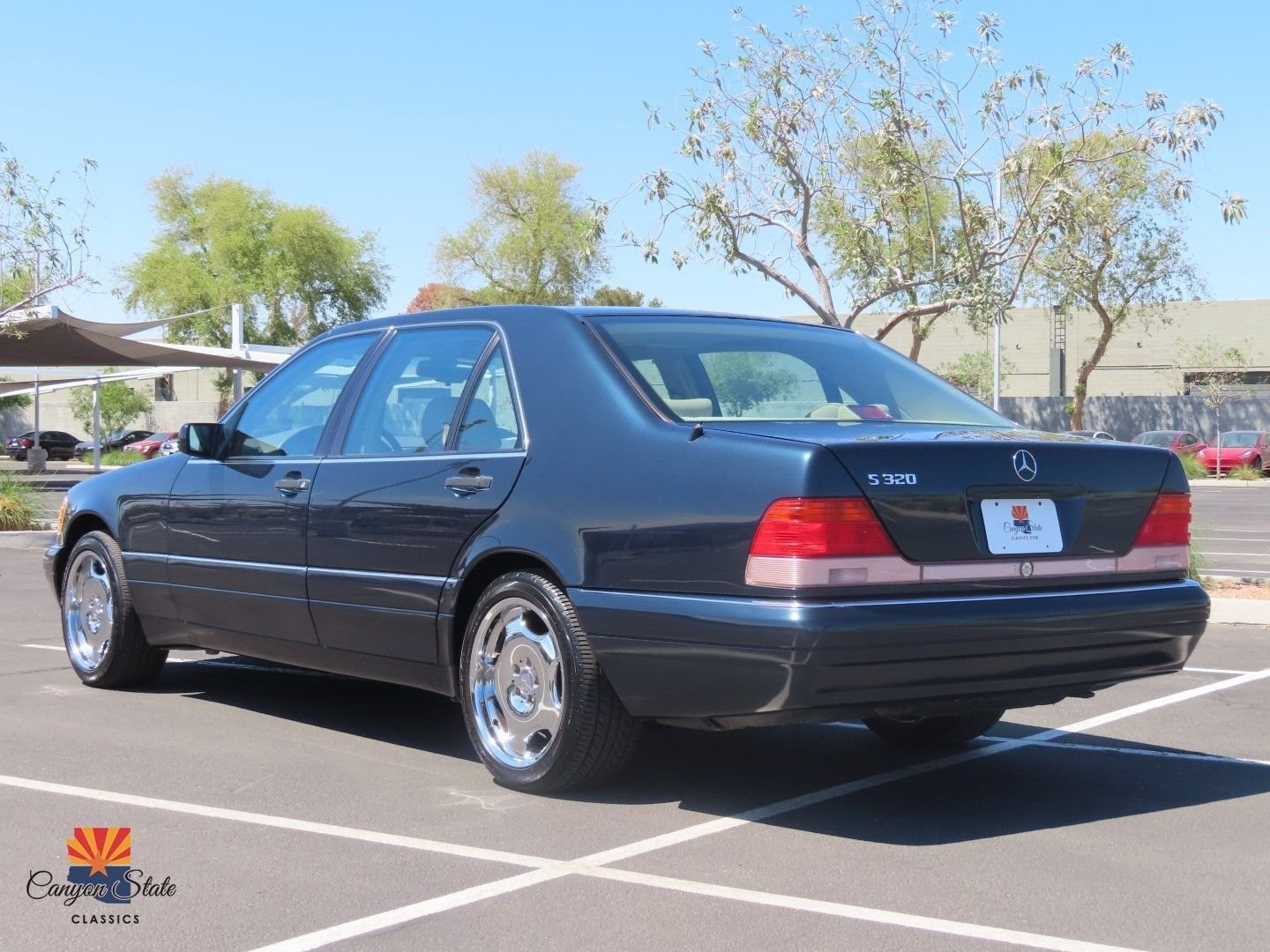 Mercedes-Benz-S-Class-1996-Sedan-9