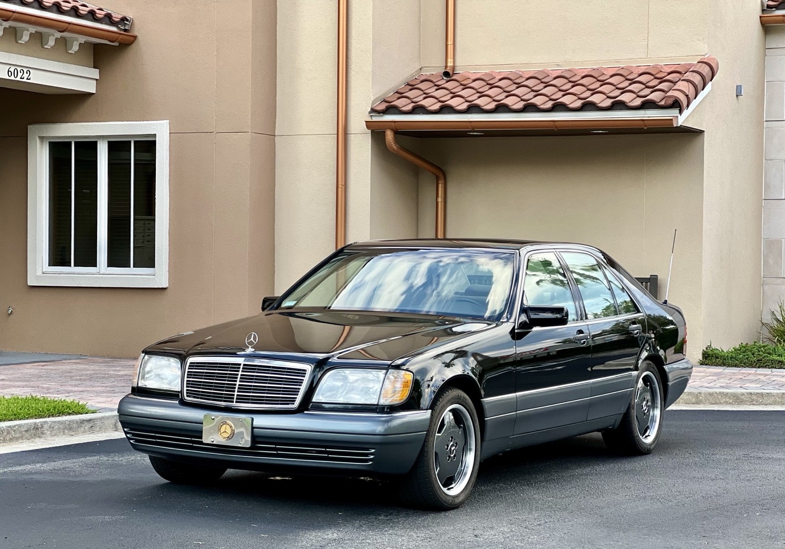 Mercedes-Benz S-Class 1996