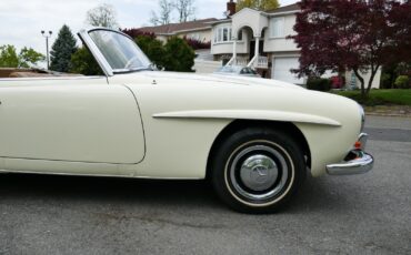Mercedes-Benz-SL-Class-1961-Convertible-14