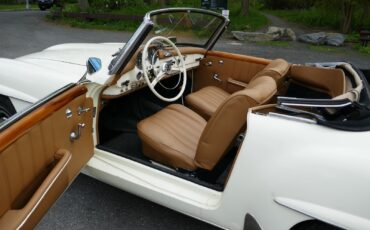 Mercedes-Benz-SL-Class-1961-Convertible-17