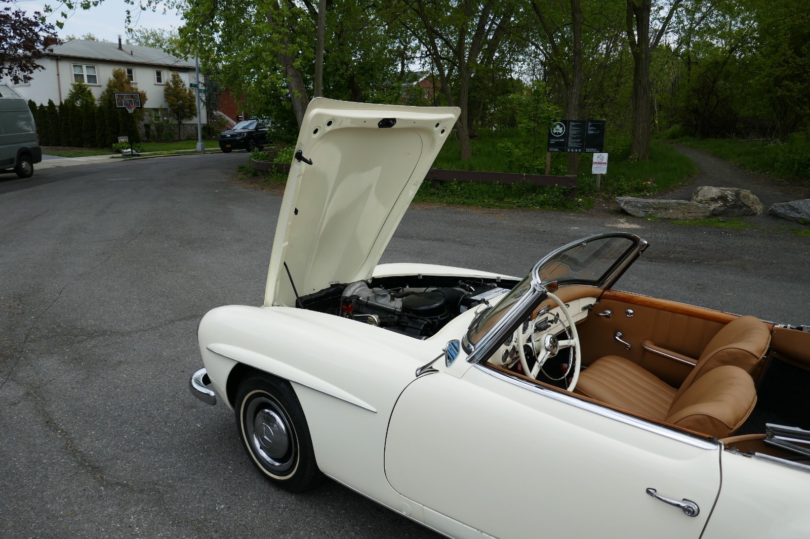 Mercedes-Benz-SL-Class-1961-Convertible-21