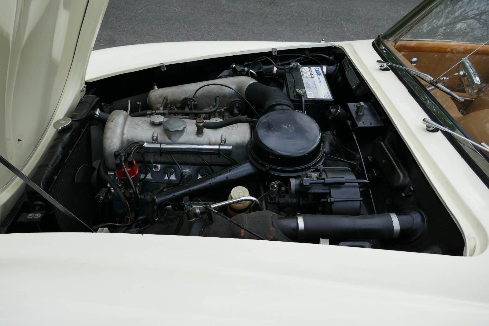 Mercedes-Benz-SL-Class-1961-Convertible-22