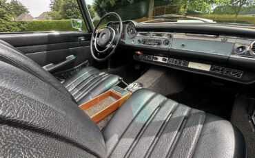 Mercedes-Benz-SL-Class-1970-34