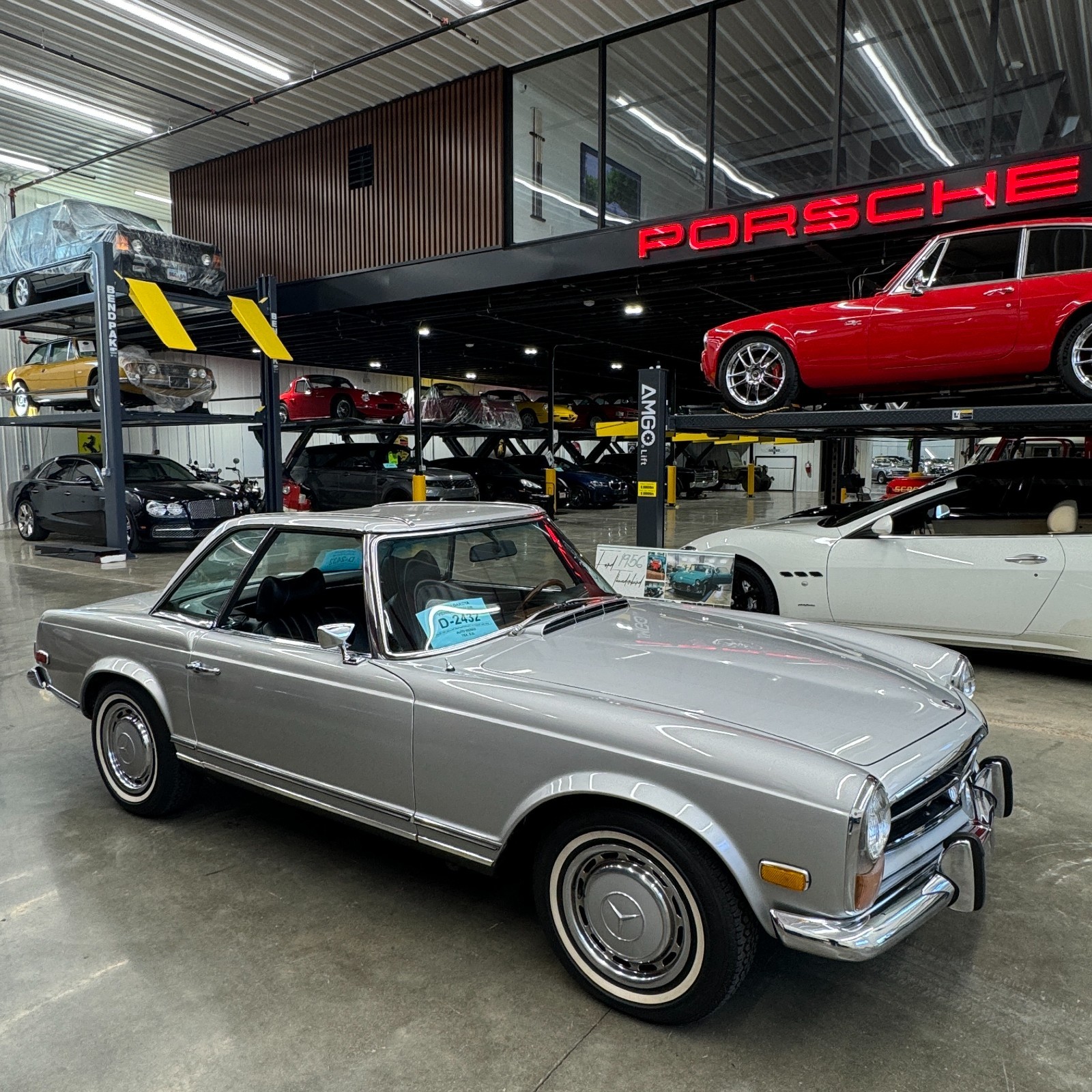 Mercedes-Benz SL-Class 1971 Coupe