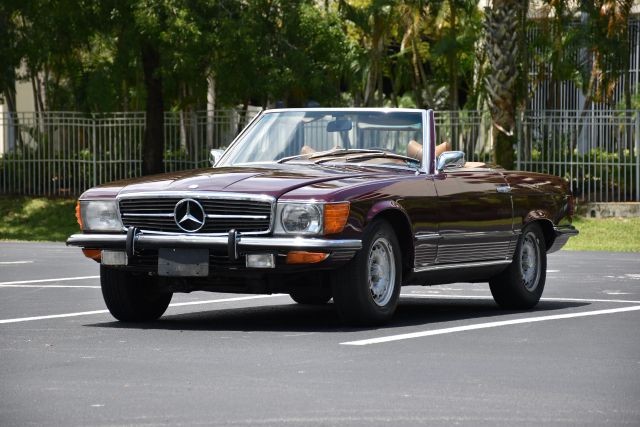 Mercedes-Benz-SL-Class-1973-Convertible-1