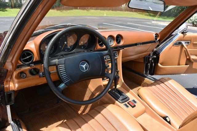 Mercedes-Benz-SL-Class-1973-Convertible-14