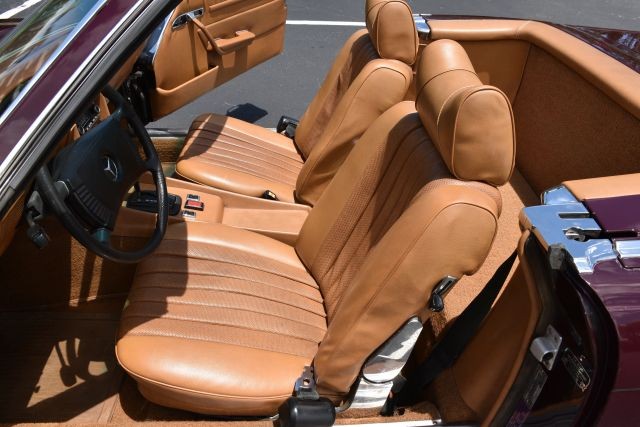 Mercedes-Benz-SL-Class-1973-Convertible-15