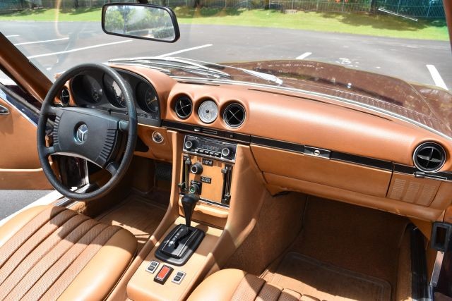Mercedes-Benz-SL-Class-1973-Convertible-17