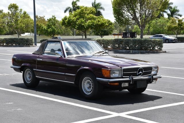 Mercedes-Benz-SL-Class-1973-Convertible-21