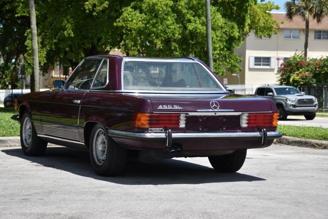 Mercedes-Benz-SL-Class-1973-Convertible-26