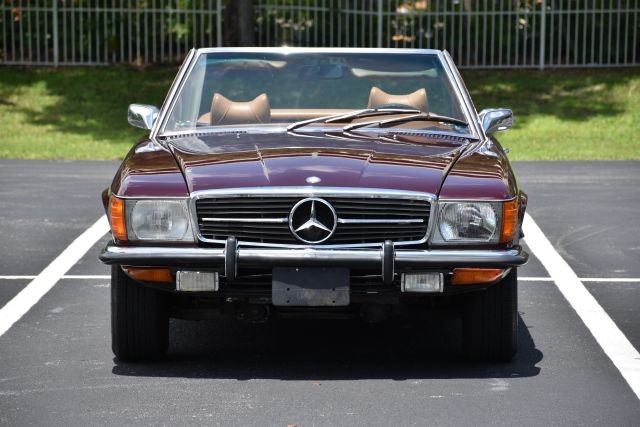 Mercedes-Benz-SL-Class-1973-Convertible-6