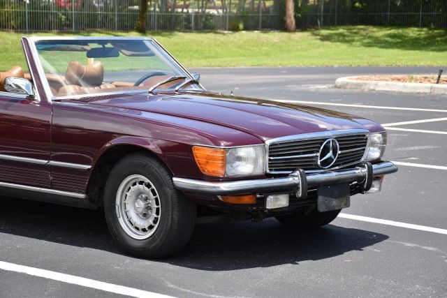 Mercedes-Benz-SL-Class-1973-Convertible-9