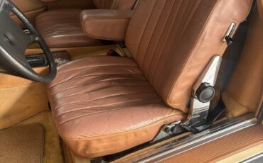 Mercedes-Benz-SL-Class-1982-Convertible-17