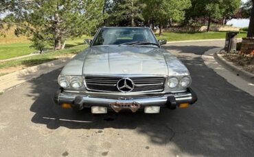 Mercedes-Benz-SL-Class-1982-Convertible-3