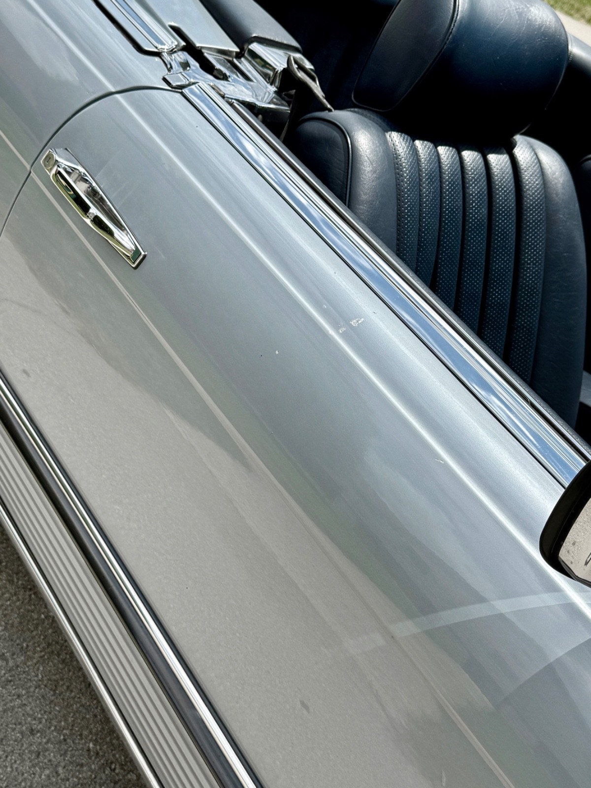 Mercedes-Benz-SL-Class-1983-Convertible-20
